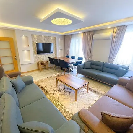 Super Value Apartment *