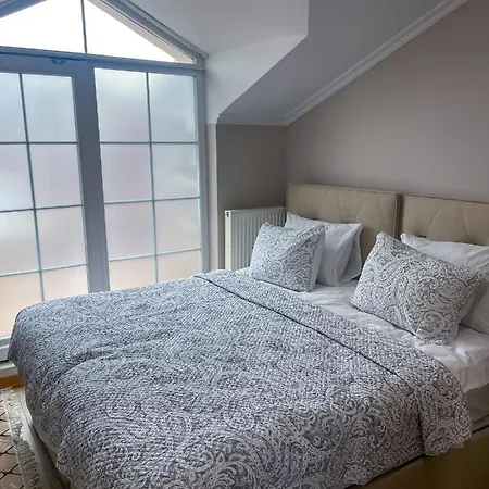 Super Value Apartment